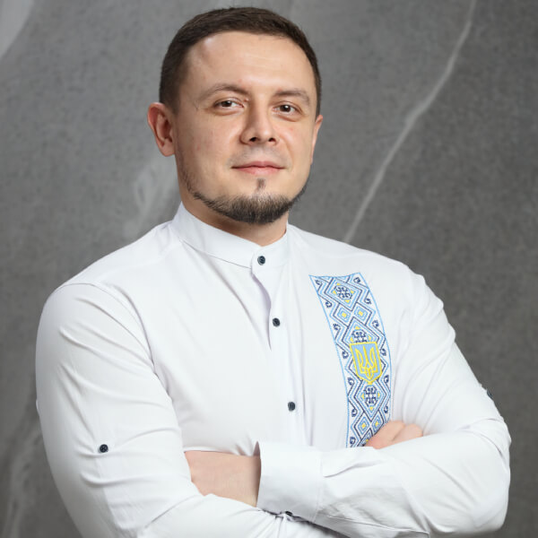 bulah_yuliy_vidguk_600x600_px_-_tinified