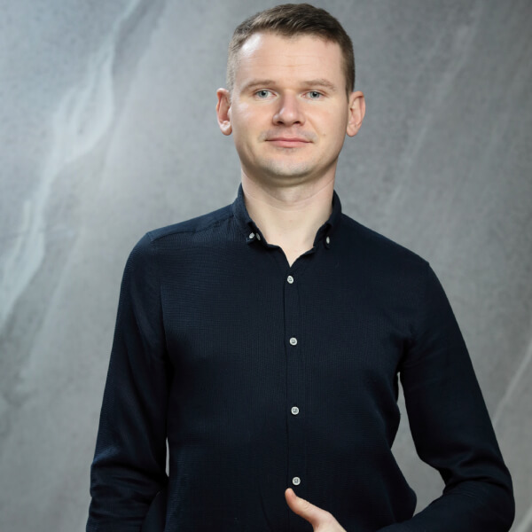 hayuk_myhaylo_vidguk_600x600_px_-_tinified