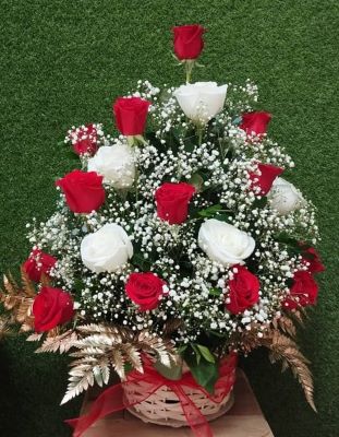 Arreglo floral Nina  Floristería Tropicana. La Habana, Cuba