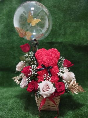 Arreglo floral Red Bear  Floristería Tropicana. La Habana, Cuba