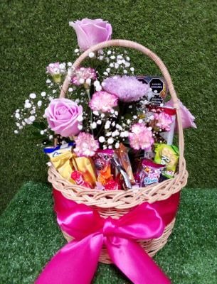 Cesta de regalo Floristería Tropicana. La Habana, Cuba