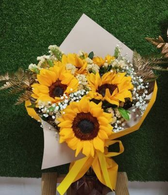 Ramo_de_girasoles_Sunshine_Floristera_Tropicana