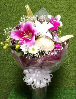 Ramo de lirios Floristera Tropicana, La Habana, Cuba