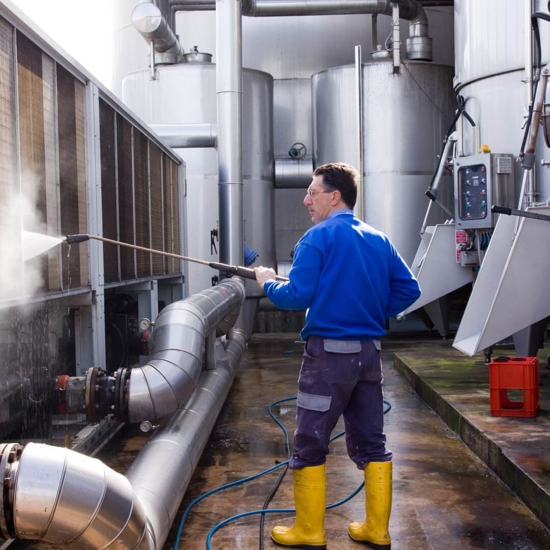 metier-operateur-nettoyage-industriel