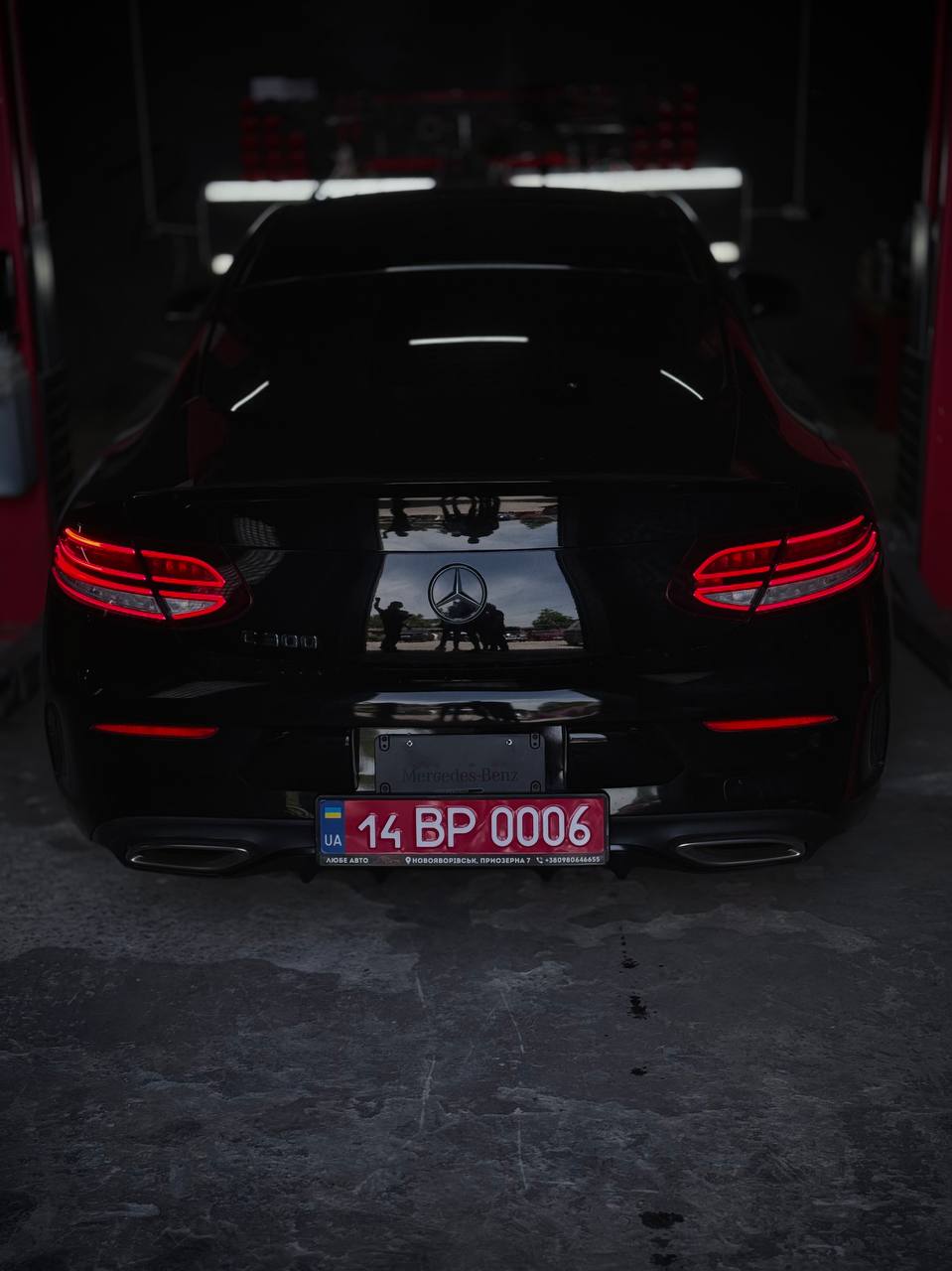 photo_5314805481300163504_y