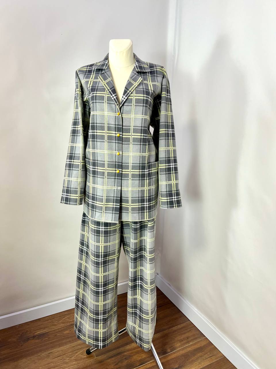 photo_2024-12-15_22_04_25