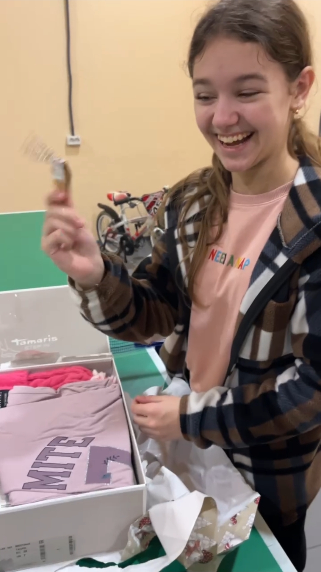 Screenshot_20260418_010103_Telegram