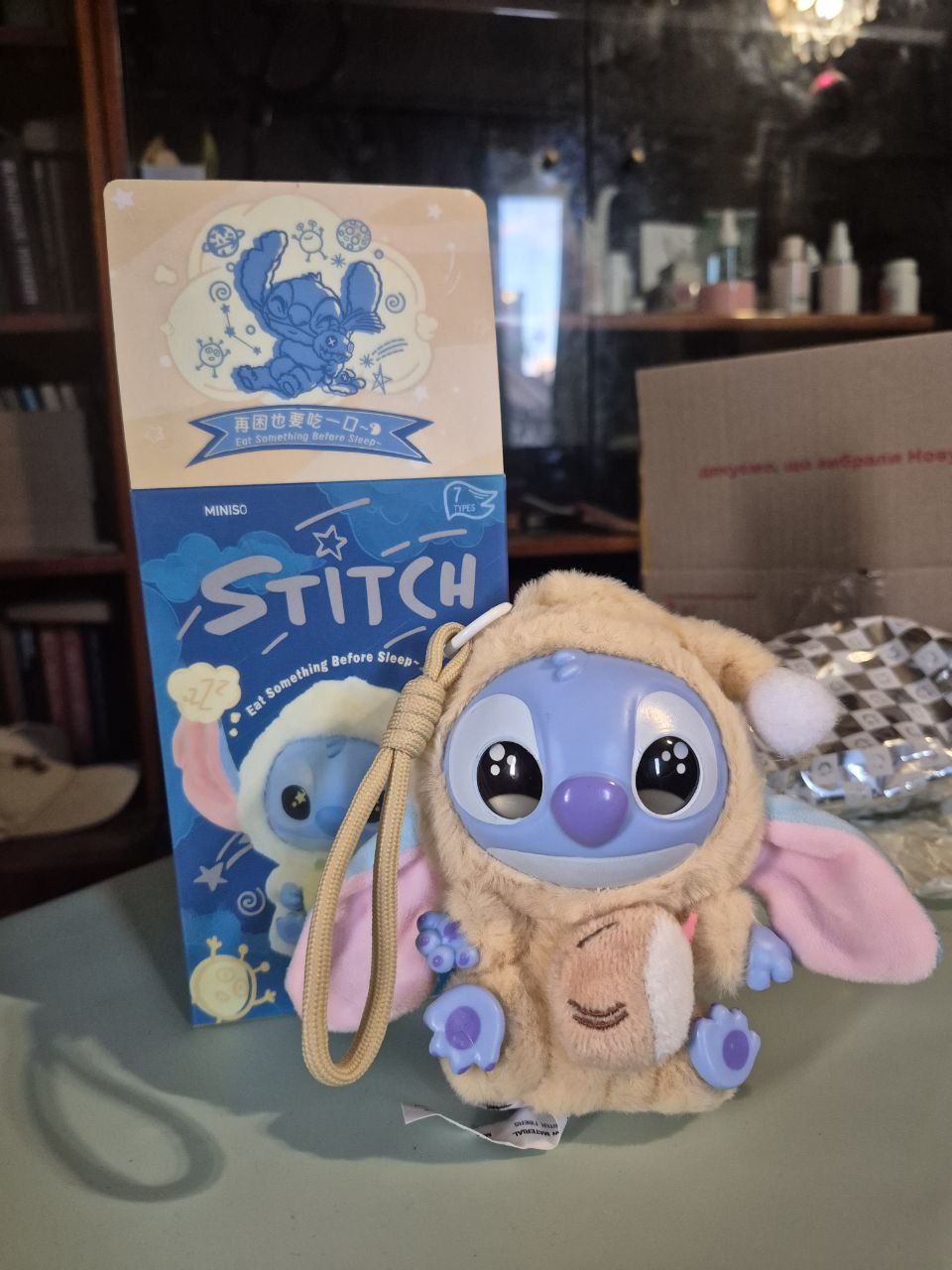 photo_5302994944010162756_y