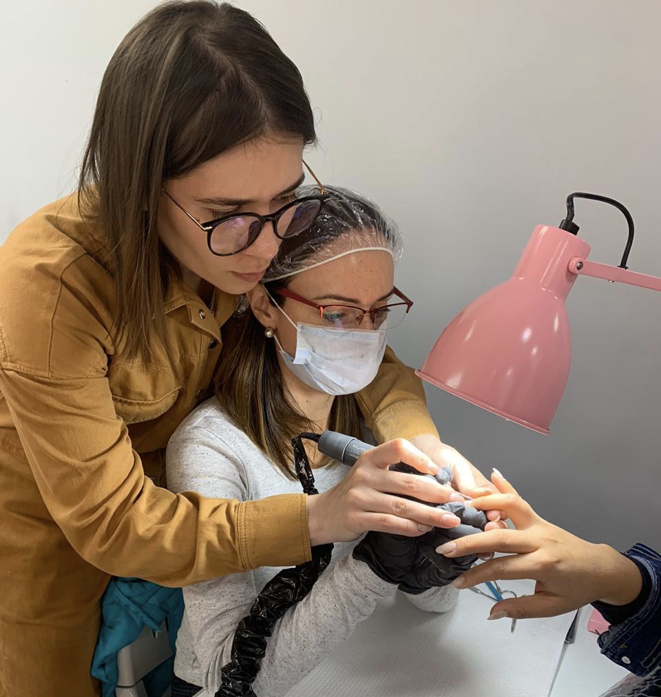 5B9510E5-740A-4C22-BC68-C2399872F9D1