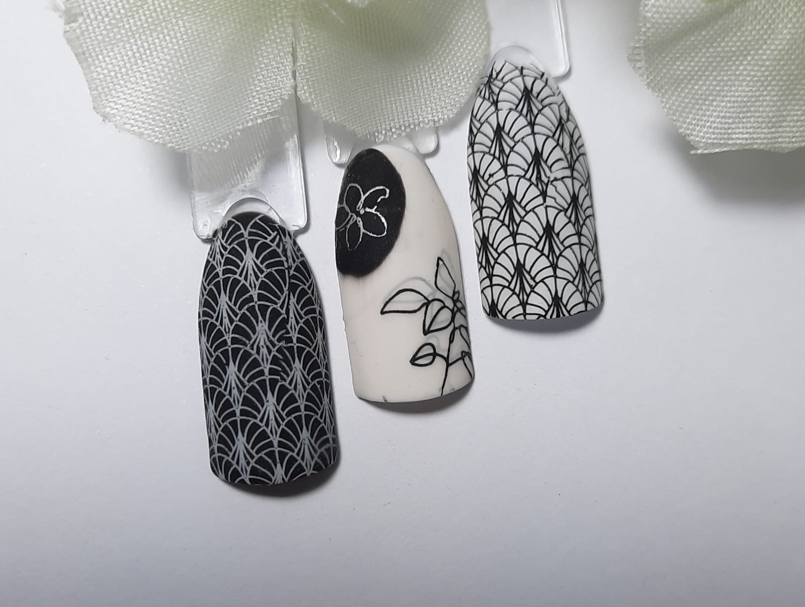 eb41057b-4432-405b-8030-6e4f1a2b96a5