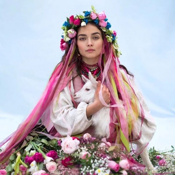 Portraits_of_Traditional_Ukrainian_Outfits_Highlight_the_Countrys_Rich_Cultural_Heritage