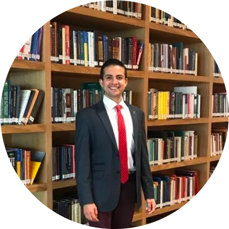 mM2cbc07Ty67JzFkBObn_Julio