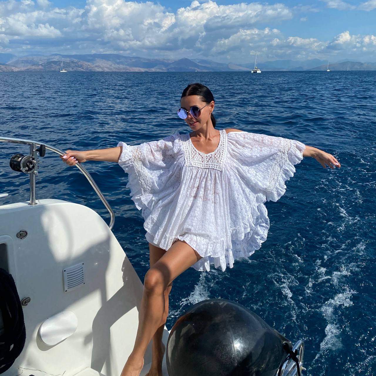 photo_5215531087529364764_y