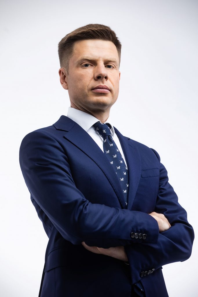 image_123650291-683x1024