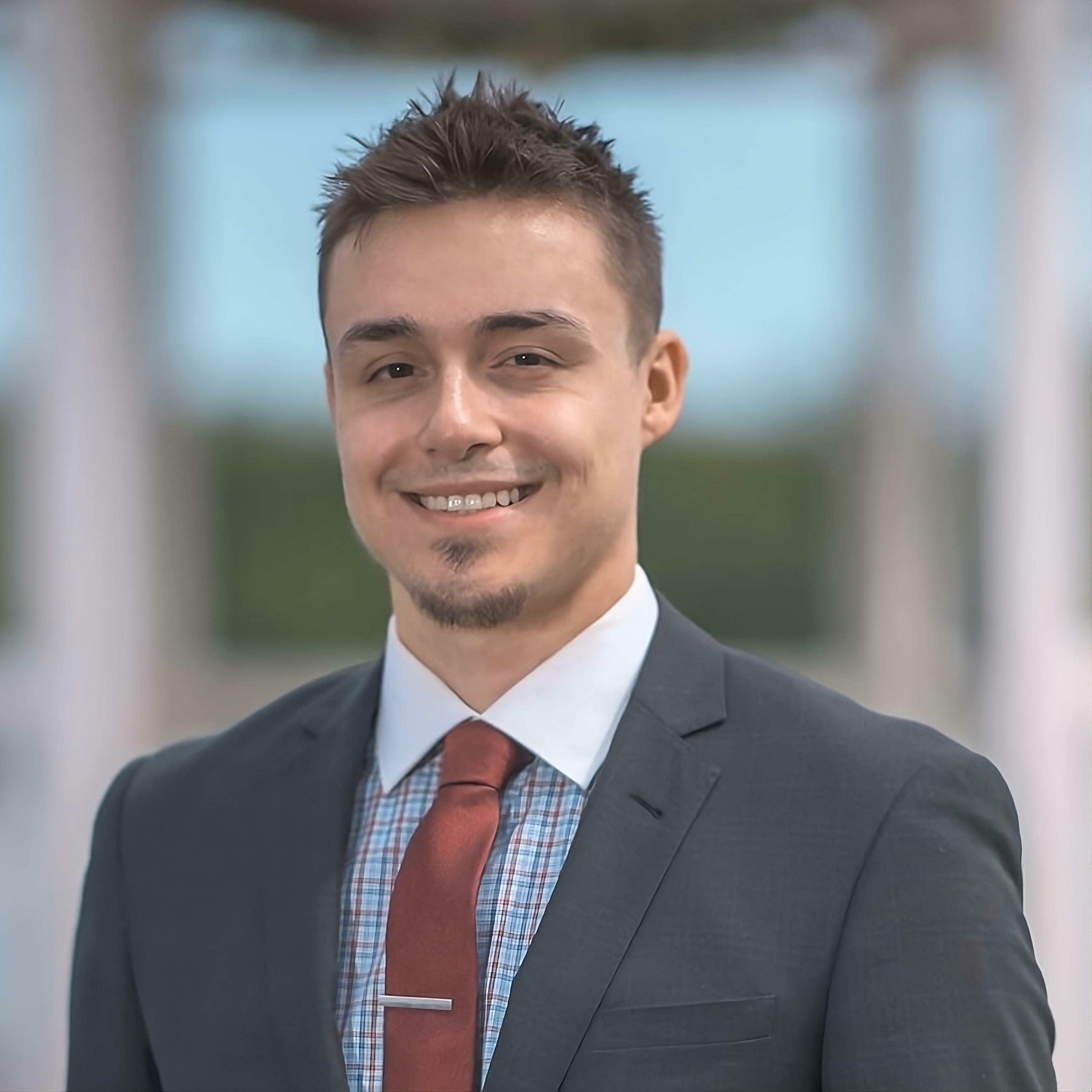 Kevin-Gaviria-Headshot.jpeg