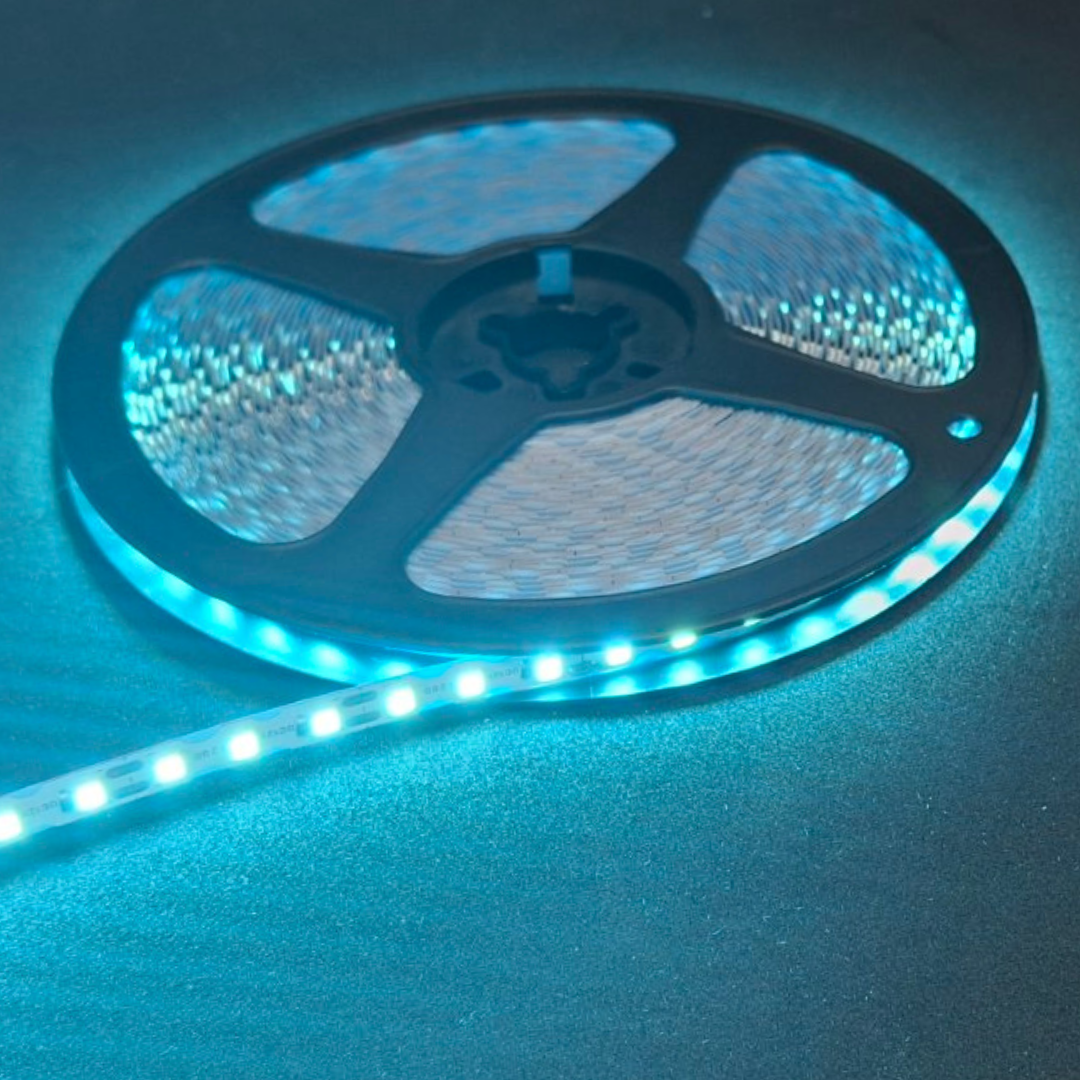 s_strichka_light_blue_elfled_on