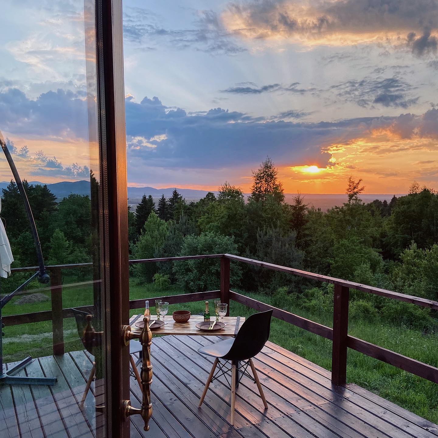 the.sunset.cabin_1780680965773