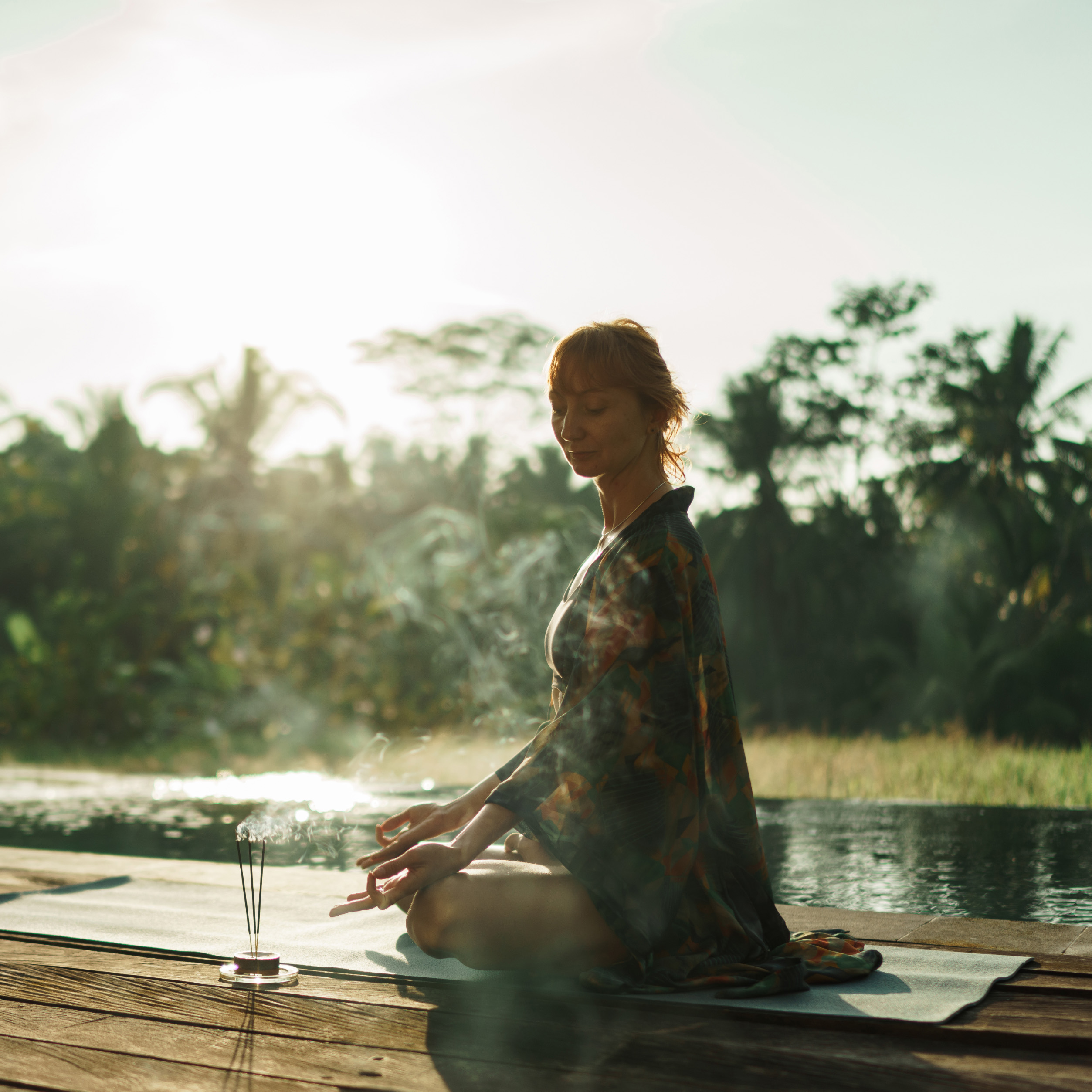 authority_015_center