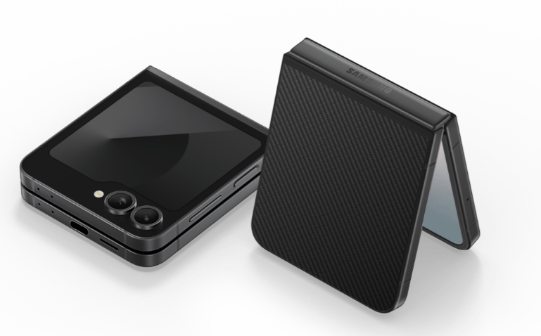 Z_Flip_6_Crafted_Black