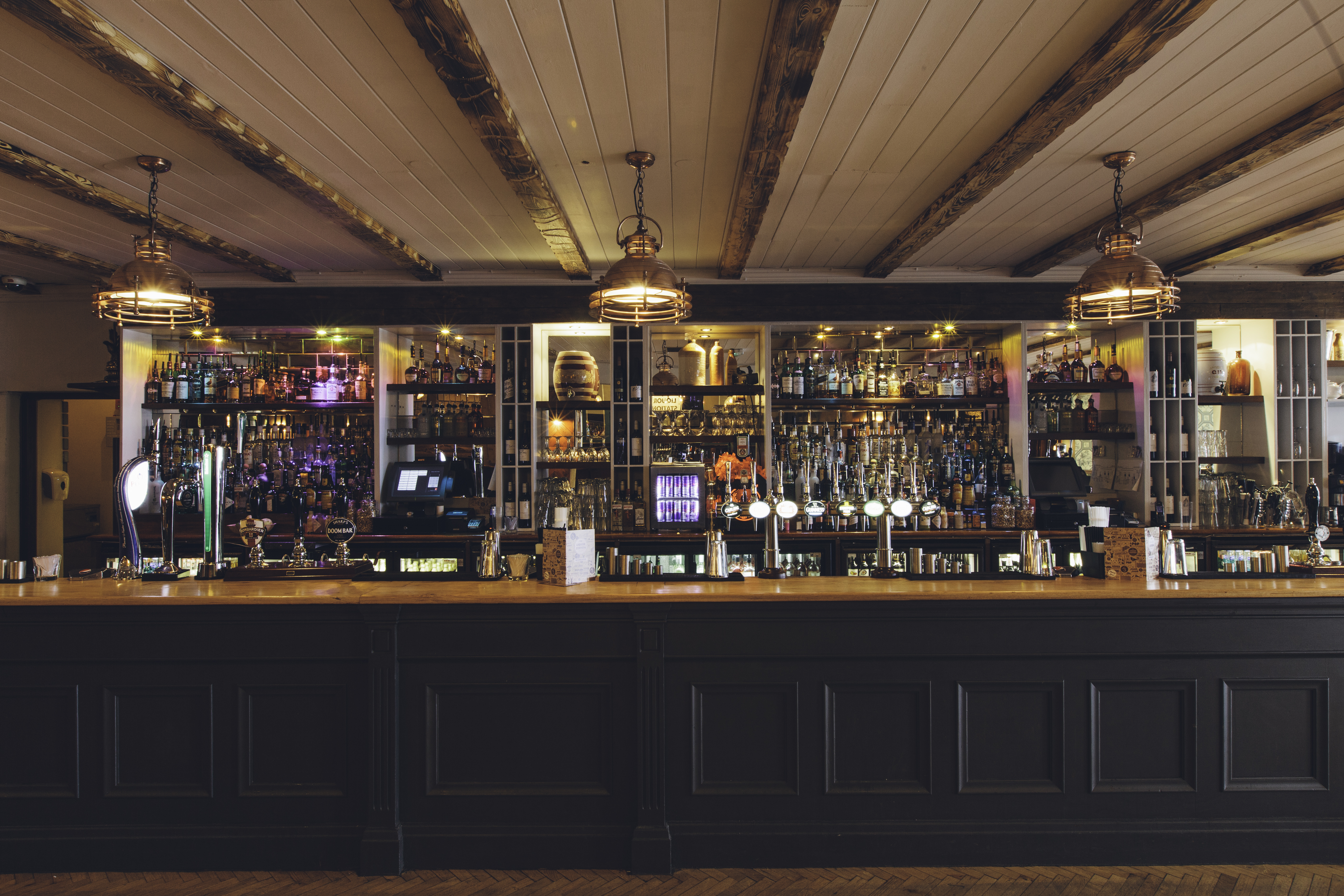 LIQUOR_STATION18