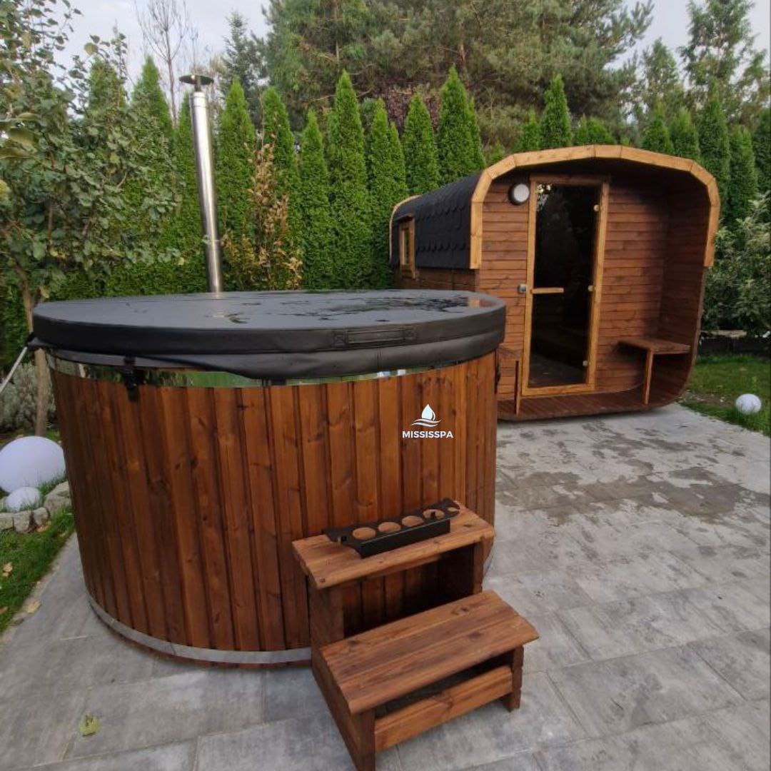 sauna_kwadratowa_i_balia_okrga_mississpa