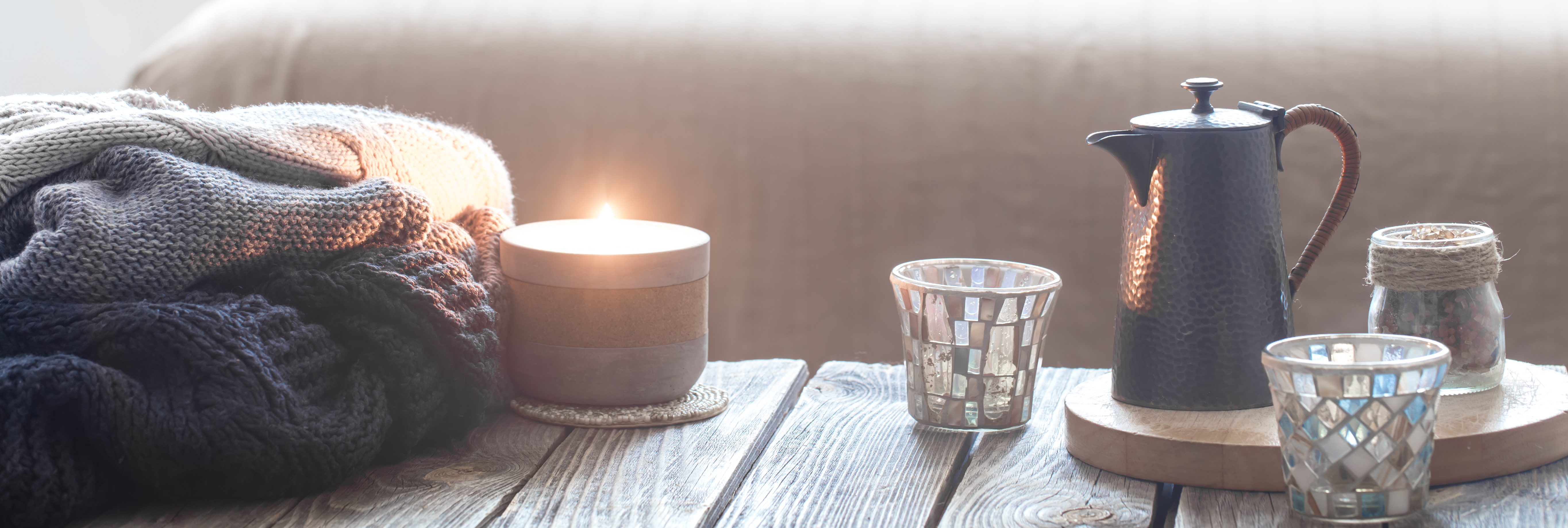 candle-and-still-life-on-wooden-table-2026-01-08-22-51-06-utc