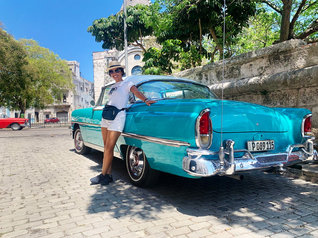 Havana tour in a vintage car