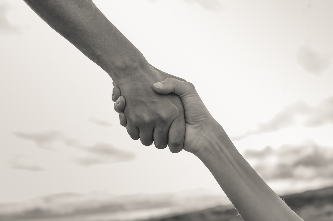 USAVISA_Hands