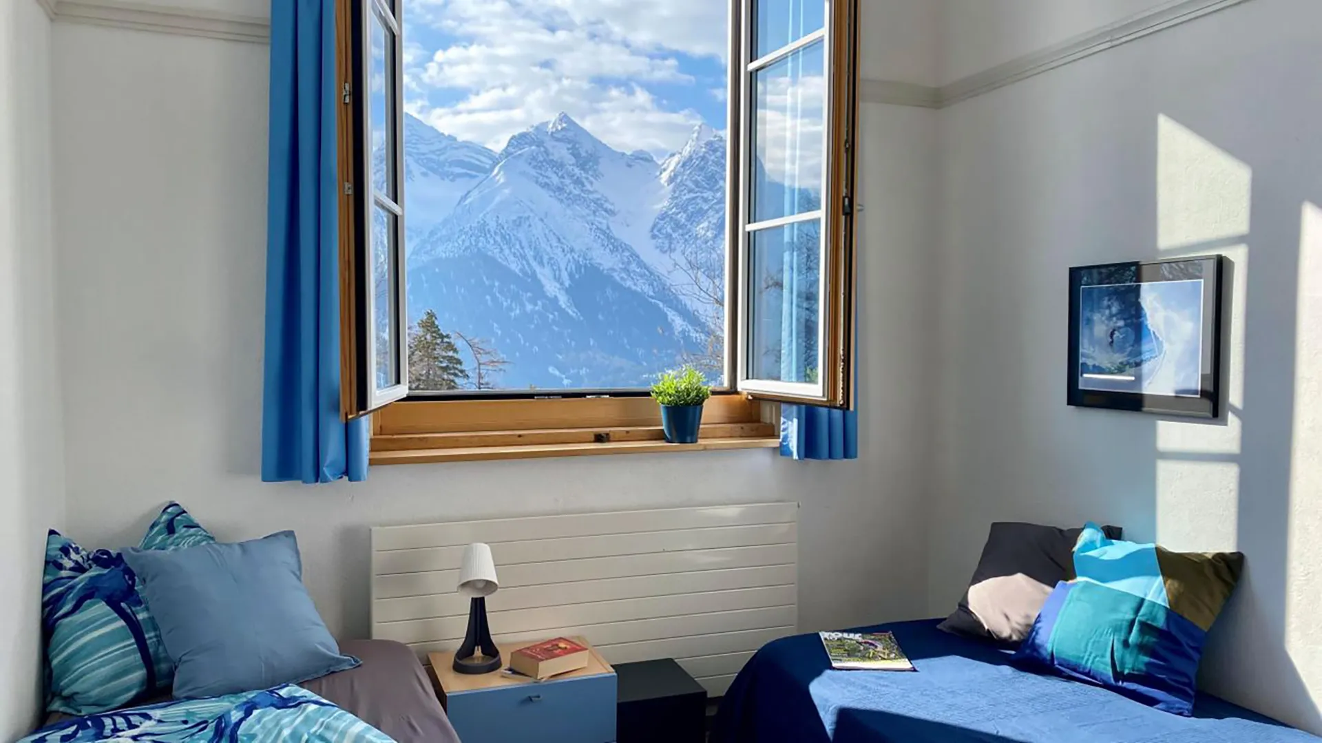 8e5aeb55-54b6-4a47-8119-b23f27a87cff