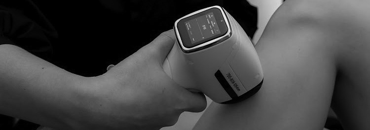 JV-Main-4-LE_BW_-_565