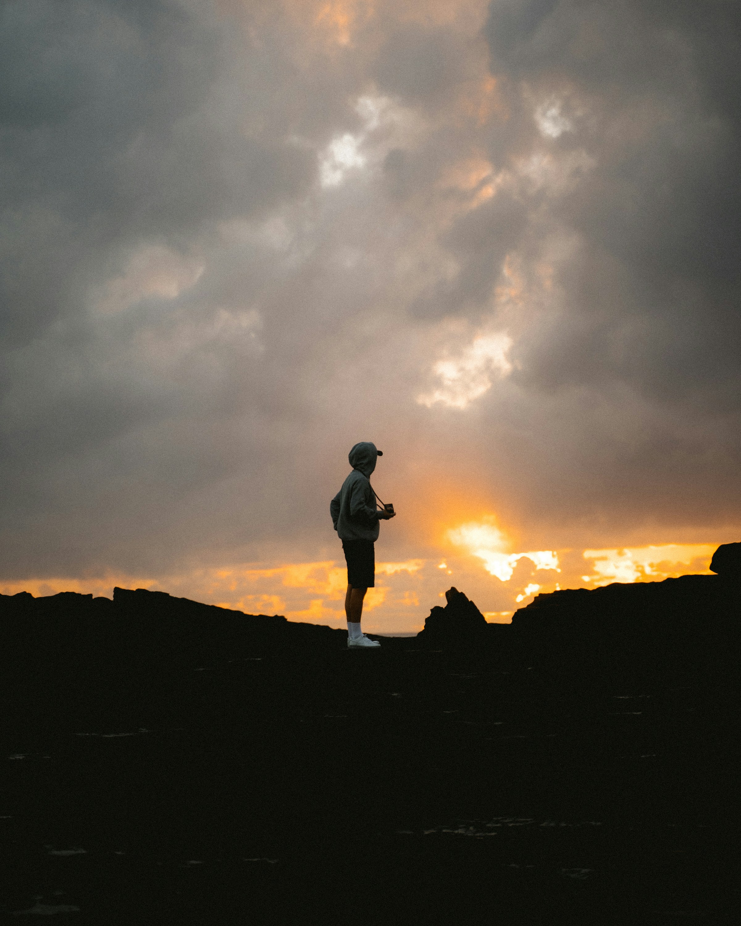 llxvisuals-V4Lqo25ilN0-unsplash