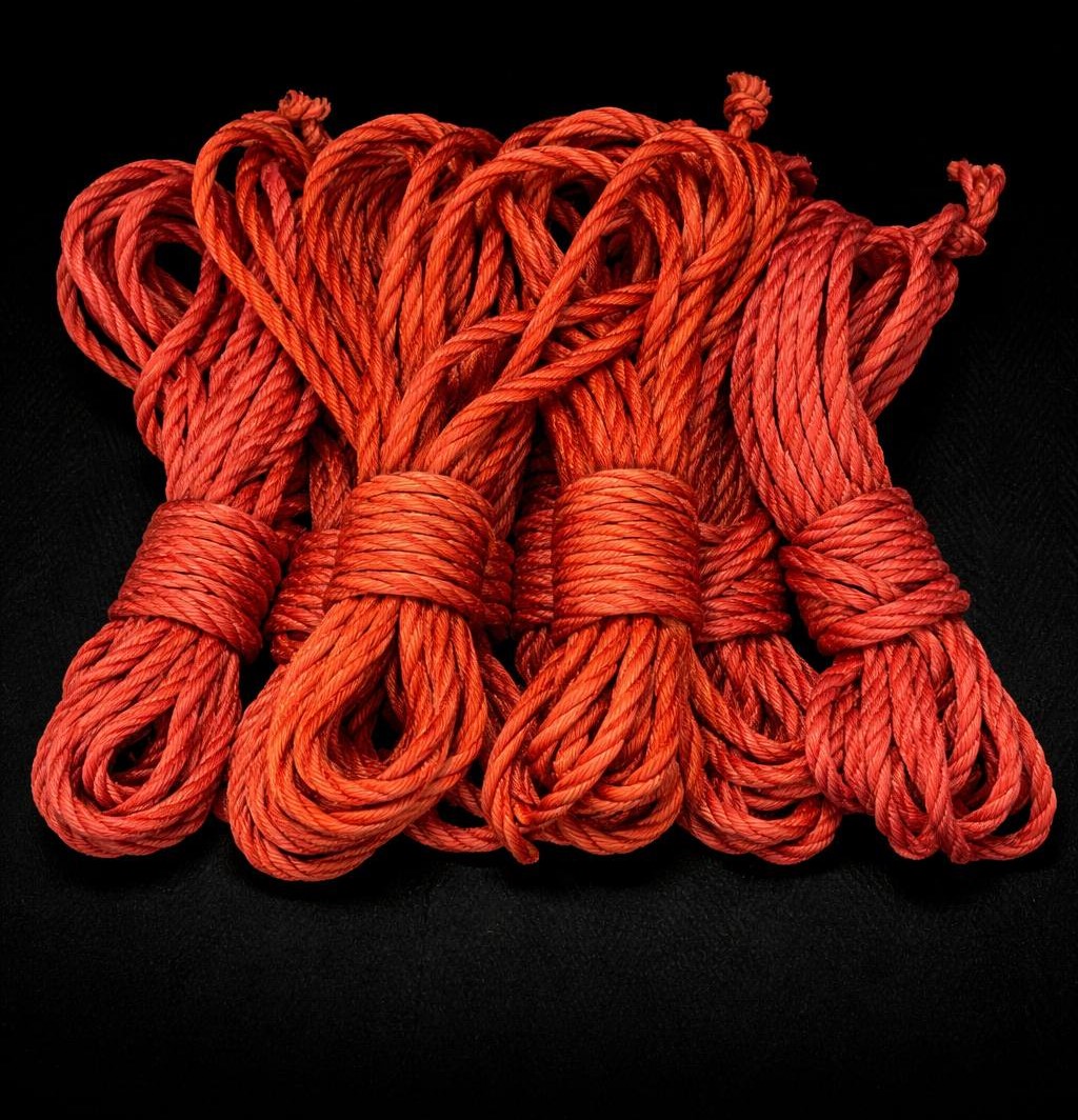 set_of_shibari_ropes