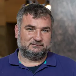 ЮРІЙ ДРОБЯЗКО