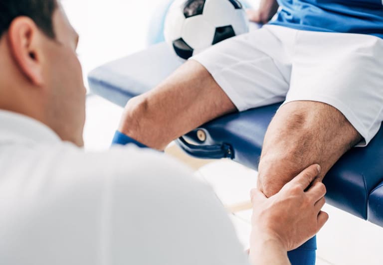 6-Ways-Sports-Medicine-Orthopedics-Go-Hand-In-Hand-post