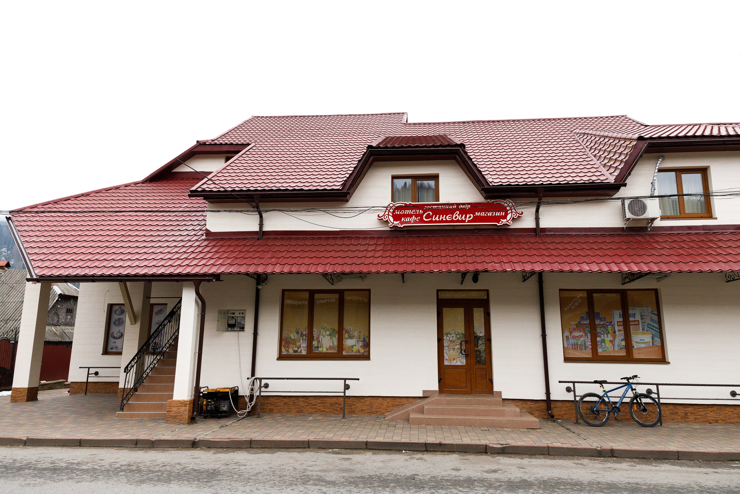 SIDEYPHOTO-4_resized