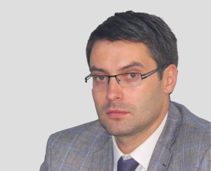 TARAS_MYKOLAIENKO