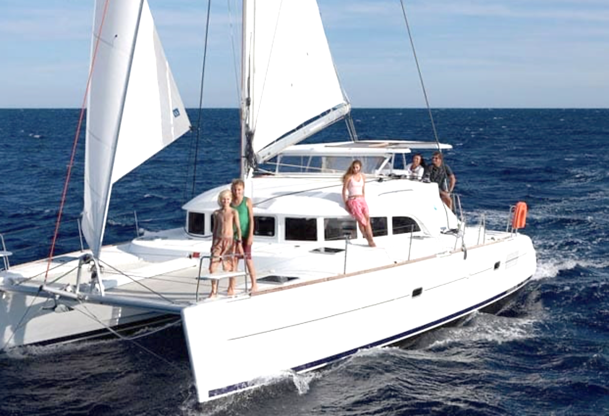 aBoyaje-Catamaran-05