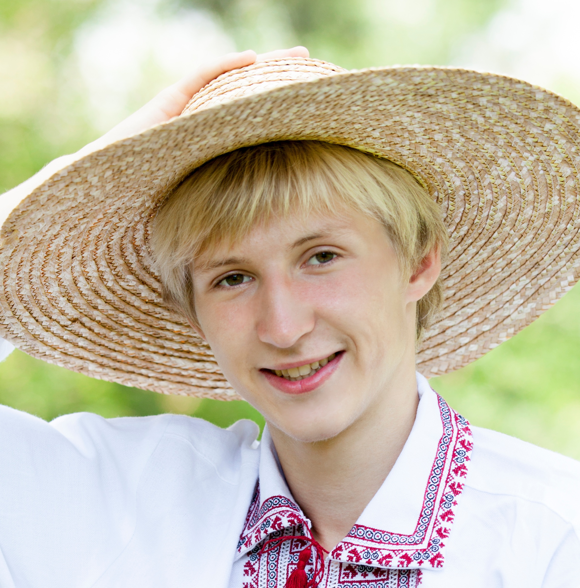 young-slav-teen-at-green-meadow-in-national-clothi-2024-09-25-20-48-04-utc