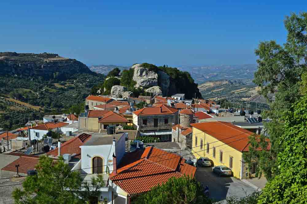 secrets-of-crete-tour-discover-the-navel-of-crete-the-mystic-agios-thomas-c01