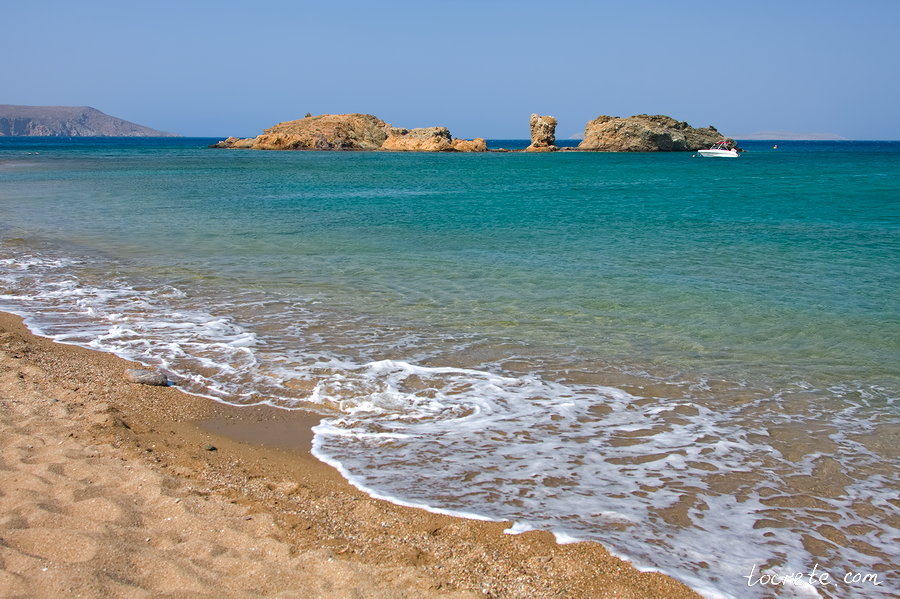 006-Vai_beach