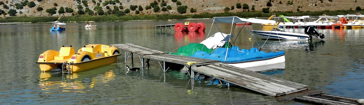 lake-kournas-pedalo