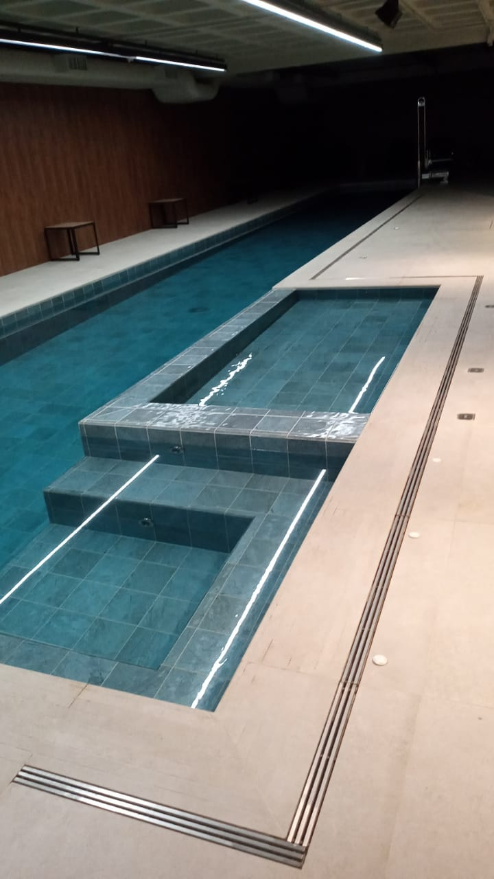 6720f4b25f030a9460e90549-image-26-02-2025,-11-15-12-piscina-01-6e81100d-5baf-48aa-90f5-5ad739b4882d
