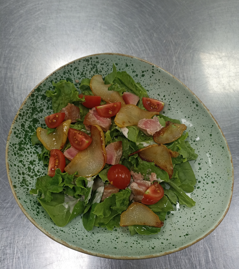 salat_z_tuntsem_ta_shpinatom