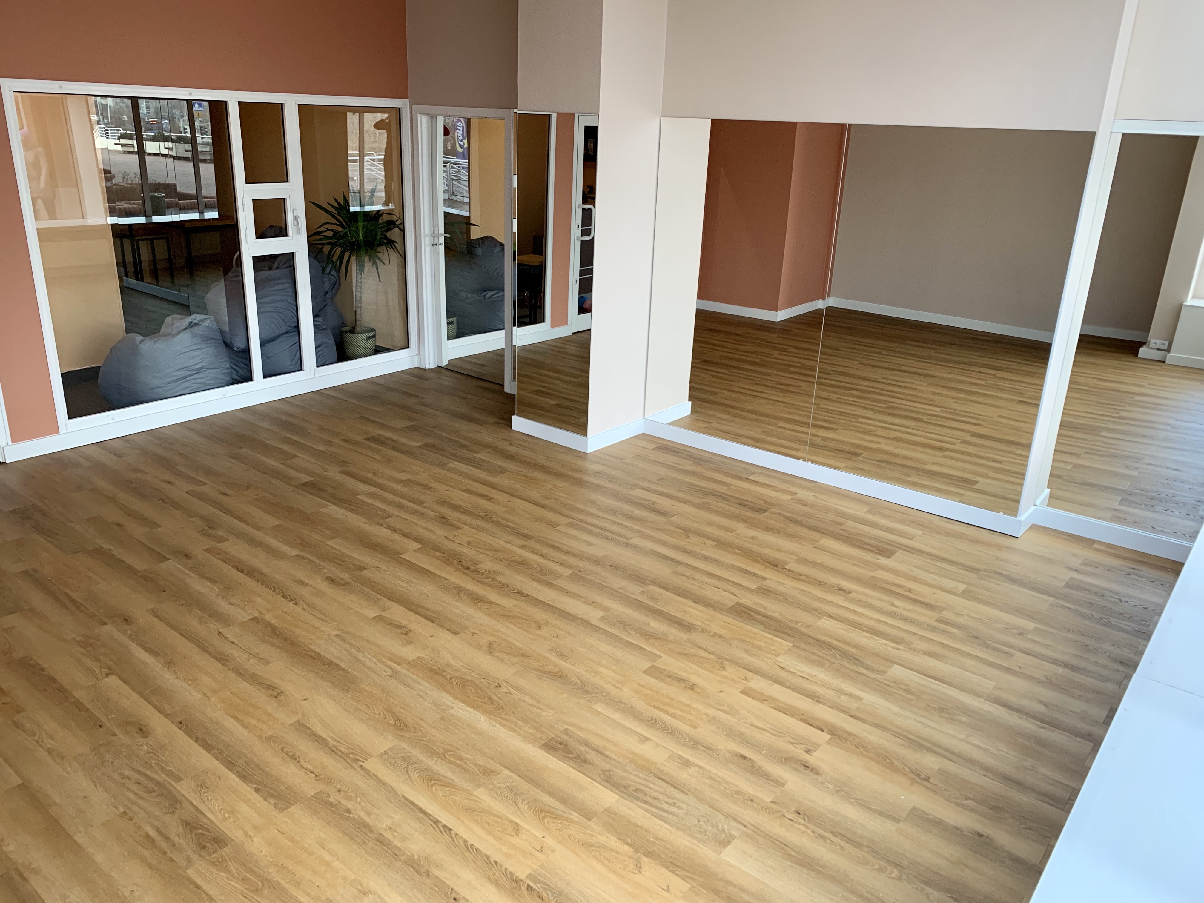 Dance_Room_1