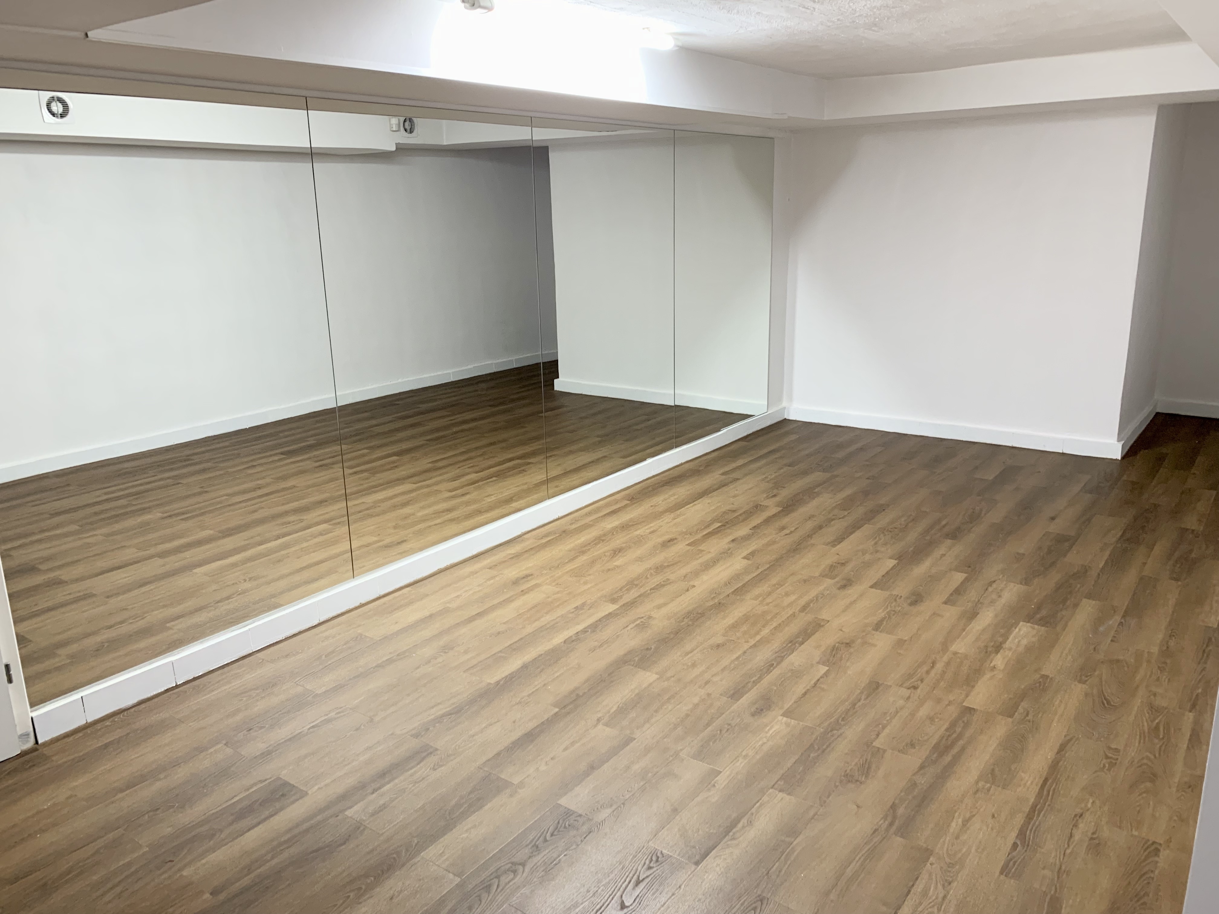 Dance_Room_2_3