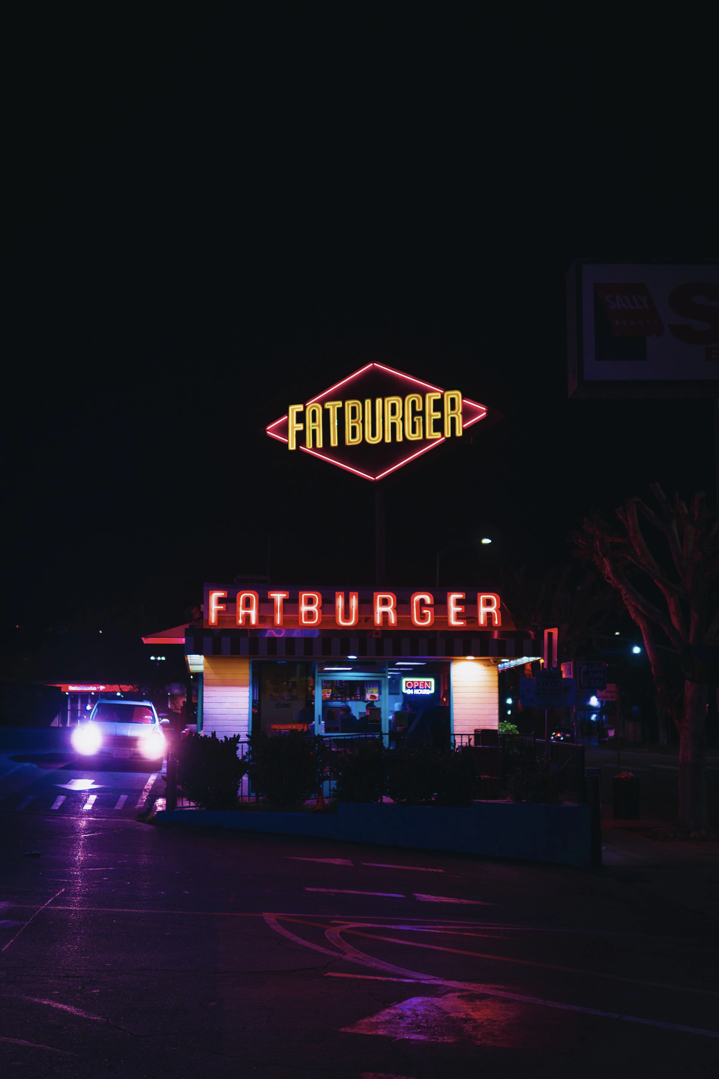 Alec_Favale_1746067895604_unsplash_id_3v1EnGasgtA.webp